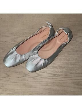 Women’s Cole Haan York Silver Soft Leather Ballet Flats Size 9.5 NWOT
